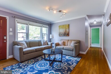 8926 Anna Dr, Clinton, MD 20735 - photo 6