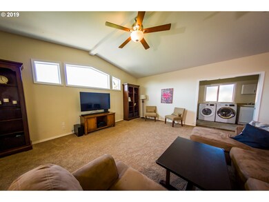 2577 Elysium Ave, Eugene, OR 97401 - photo 5