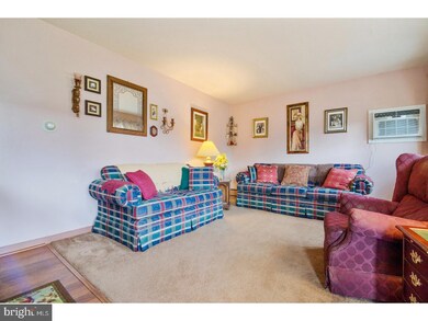 843 Quince Ln, Secane, PA 19018 - photo 5