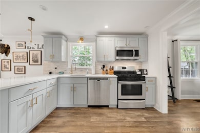 Kitchen, Updated, plenty of cabinets