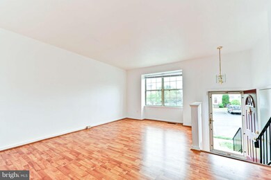 3168 Antrim Cir, Dumfries, VA 22026 - photo 2