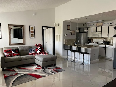 2208 Antigua Place unit 933, Kissimmee, FL 34741 - photo 5