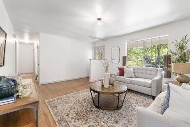 5290 forest ave (Interior)-4