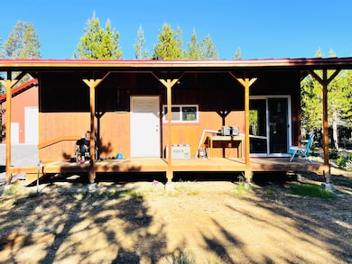 128226 Monk Ln, Crescent Lake, OR 97733 - photo 2