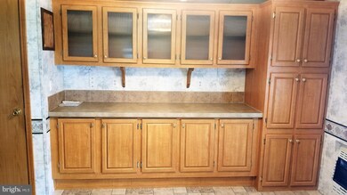 496 E Main St, Leacock-Leola-bareville, PA 17540 - photo 7