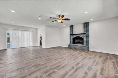 5137 W Berkeley Rd, Phoenix, AZ 85035 - photo 4