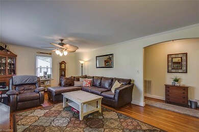 1009 Breeze Hill Rd, Asheboro, NC 27203 - photo 4