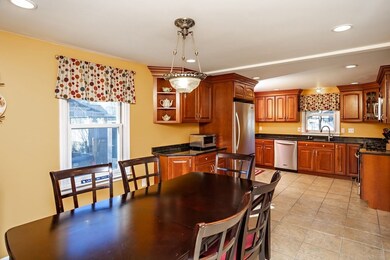 54 Platt St, Abington, MA 02351 - photo 3