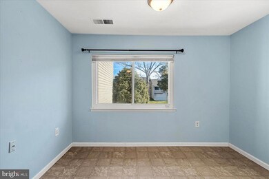 8613 Sacramento Dr, Alexandria, VA 22309 - photo 5