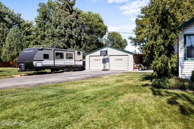 2901Mapleway_08