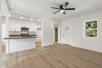 1030 W Chase St, Springfield, MO 65803 - photo 6