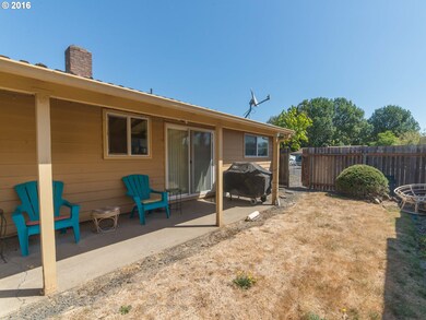 1780 Monterey Ln, Eugene, OR 97401 - photo 7