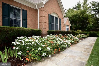 7510 Foxview Dr, Warrenton, VA 20186 - photo 2