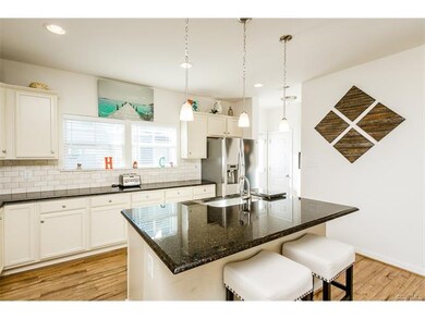 KITCHEN W/ LARGE ISLAND, GRANITE COUNTER TOPS, REC
