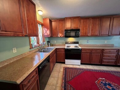 11 Sylvia Heights, Hadley, MA 01035 - photo 6