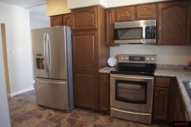 126 N Payne St, New Ulm, MN 56073 - photo 5