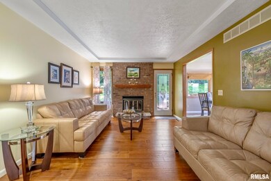 4809 Taylor St, Davenport, IA 52806 - photo 4