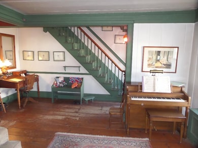 28 Rogers St, Dover, NH 03820 - photo 6