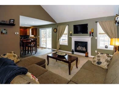 26 Collins Cir, Rochester, NH 03867 - photo 5