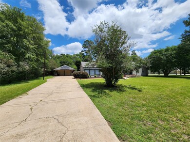 507 Meadow Crossing, Magnolia, TX 77355 - photo 3