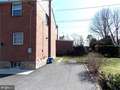 406 Dalmas Ave, Glenolden, PA 19036 - photo 3