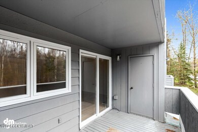 06-Patio_IMG_3068