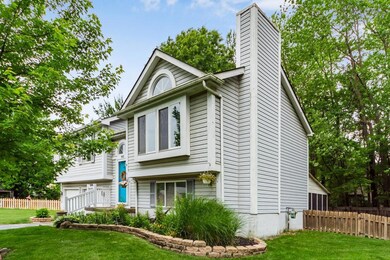 T 902 Windbourne ct00001