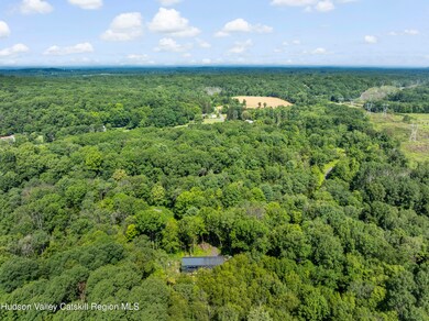 0 Medwyn Ln unit 20253322, Red Hook, NY 12571 - photo 4