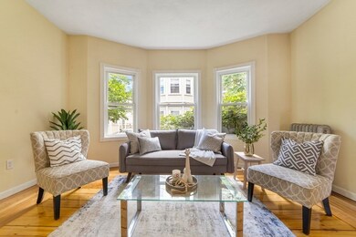 13 Linden St unit 1, Brookline, MA 02445 - photo 2