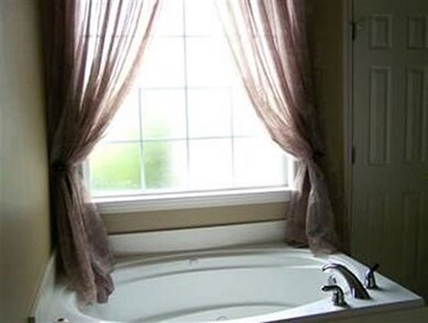 308 Bay Laurel Cir, Warner Robins, GA 31088 - photo 6