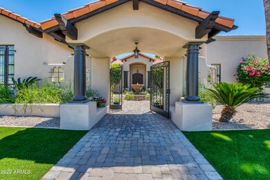 004_Front Entry