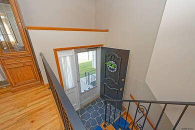 2 Wilde St, Troy, NY 12180 - photo 4