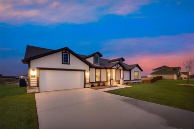 127 Hillock Ct, Decatur, TX 76234 - photo 2