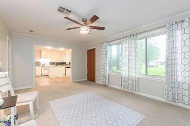 216 E Butcher Den view 1