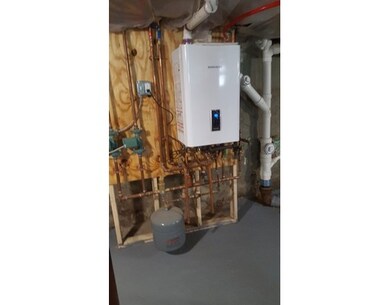 24 Sargents Ct, Lynn, MA 01905 - photo 2