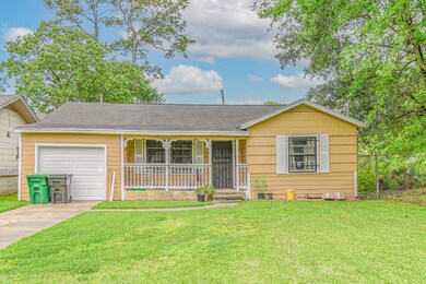 1205 Eubanks St, Houston, TX 77022 - photo 2