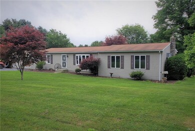 3732 Viewpoint Ct, Slatington, PA 18080 - photo 2