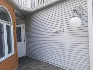 100 1st St unit 3, Keyport, NJ 07735 - photo 3