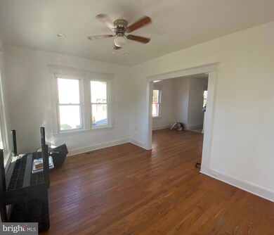 6203 Mcclean Blvd, Baltimore, MD 21214 - photo 3