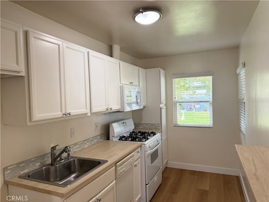 256 N Garnet Way, Upland, CA 91786 - photo 5