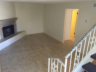 10600 Springwood Dr unit B, El Paso, TX 79935 - photo 4