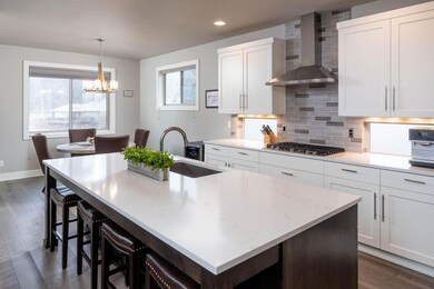 2595 NW Rippling River Ct, Bend, OR 97703 - photo 7