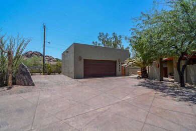 Detatched Garage