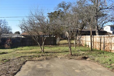 953 Charleston Dr, Bedford, TX 76022 - photo 7