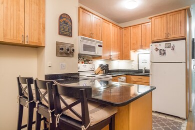 22 Cooper St unit 2, Boston, MA 02113 - photo 4