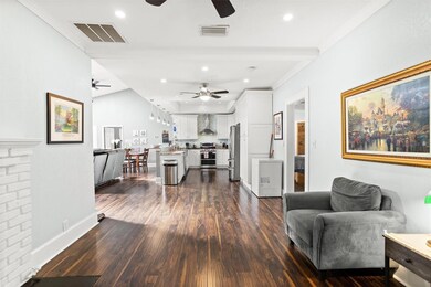 1024 16th Ave N, Saint Petersburg, FL 33704 - photo 3