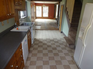 473 Pattee Hill Rd, Goffstown, NH 03045 - photo 5