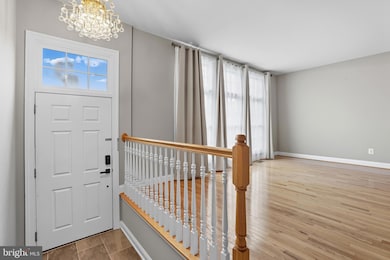 6924 Stanwick Square, Gainesville, VA 20155 - photo 5