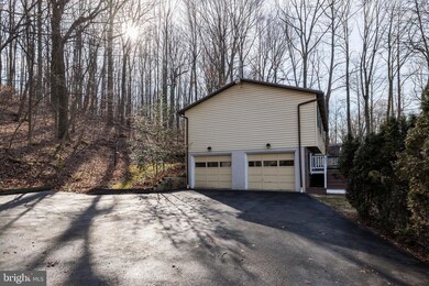 58 Clinton Dr, Mohnton, PA 19540 - photo 4