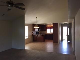 7816 Fallbrook Ln, White City, OR 97503 - photo 4